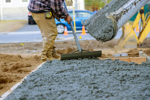 Best Local Concrete Companies  in Sharonville, OH